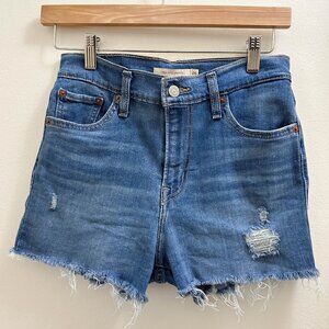 [SOLD] Levi’s High Rise Jean Shorts Medium Wash Distressed Size 26